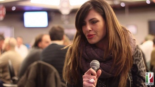 Gli Assi di PokerClub – Pamela Camassa “Tale e Quale” a PokerClub
