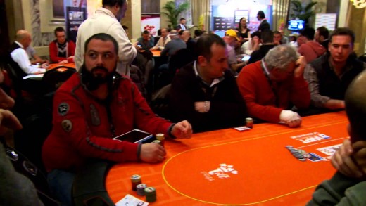 Le tre regole del bluff spiegate da Flavio Ferrari Zumbini